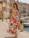 Robe longue multicolore sans manches motif floral et col V années 70