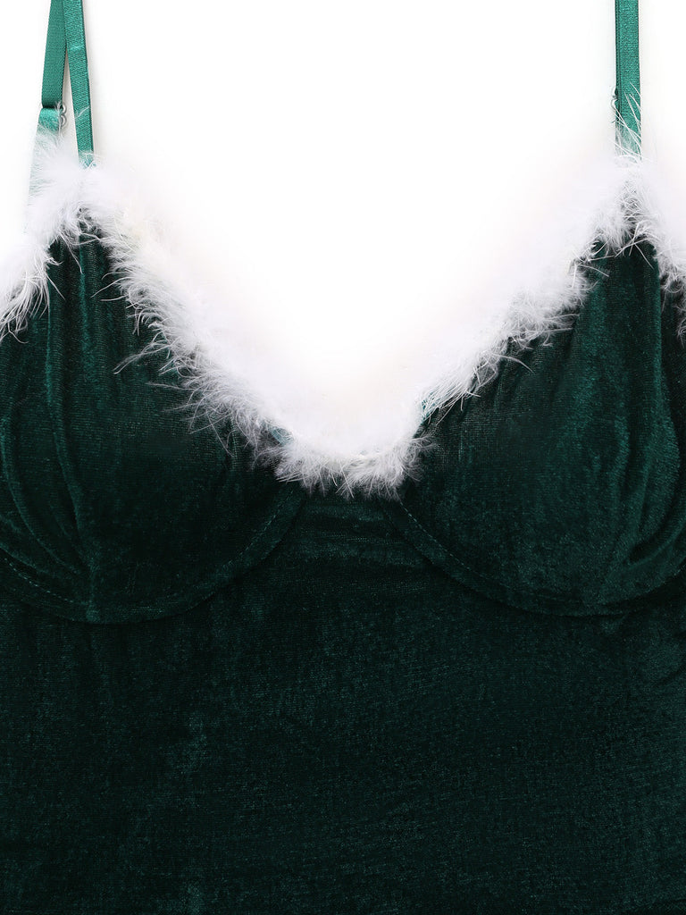 Nuisette de Noël en velours à fines bretelles, ceinture et bordure en fourrure Années 1950 - 4