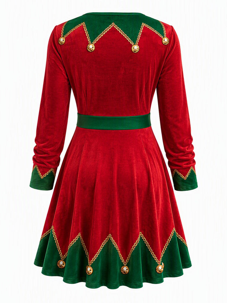 Robe de Noël rouge et verte imprimée à col V années 1950 - 3