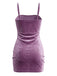 Robe moulante violette en velours à col carré et fronces années 1960 - 2