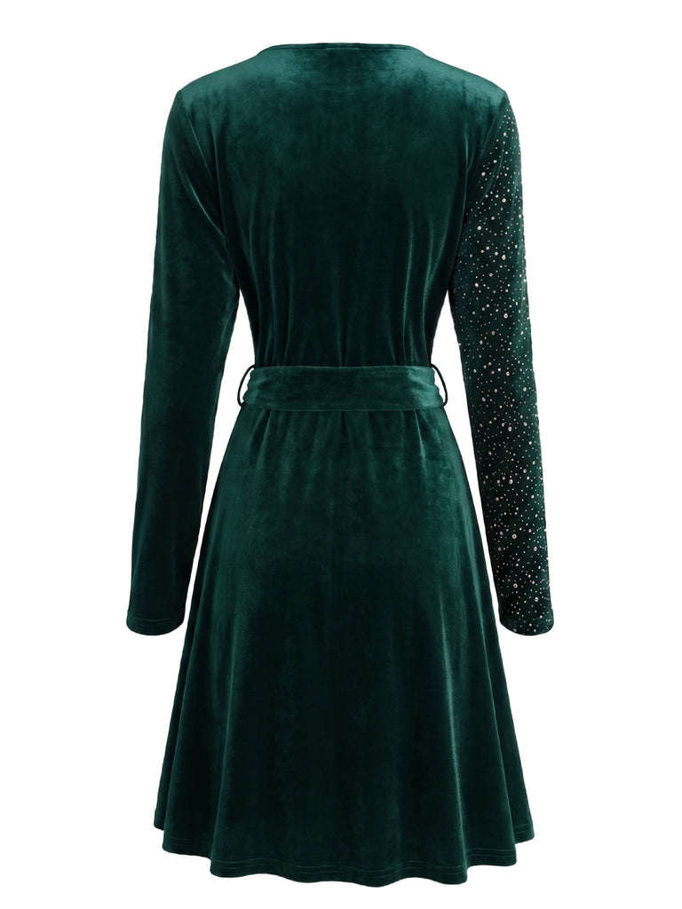 Robe scintillante en velours à col V, manches longues et ceinture Années 1950 - 3