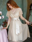 Robe de cocktail champagne en tulle satiné années 1950