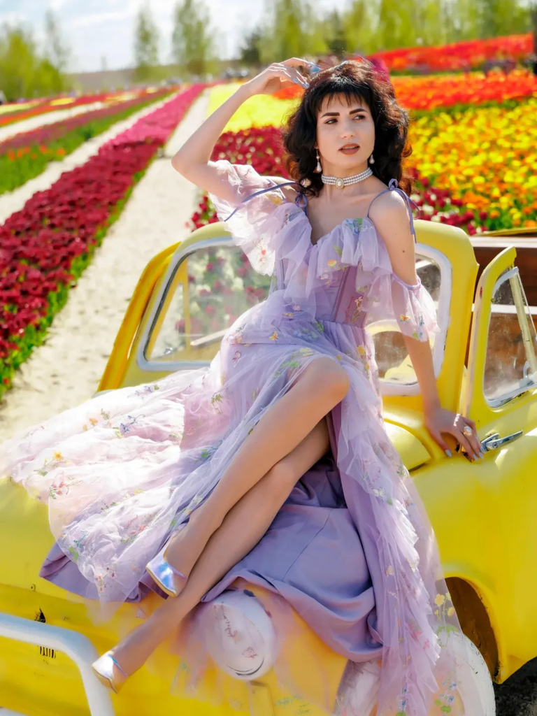 Robe longue violette fendue tulle fleurs 1970s