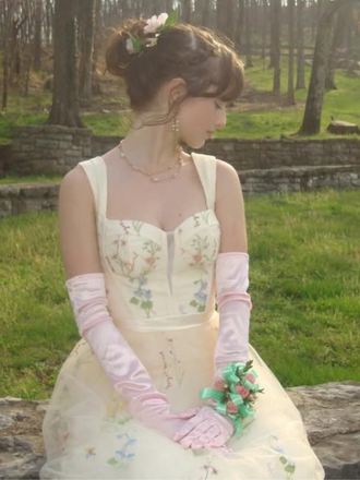 Robe en maille jaune florale à lacets et baleines 1930s