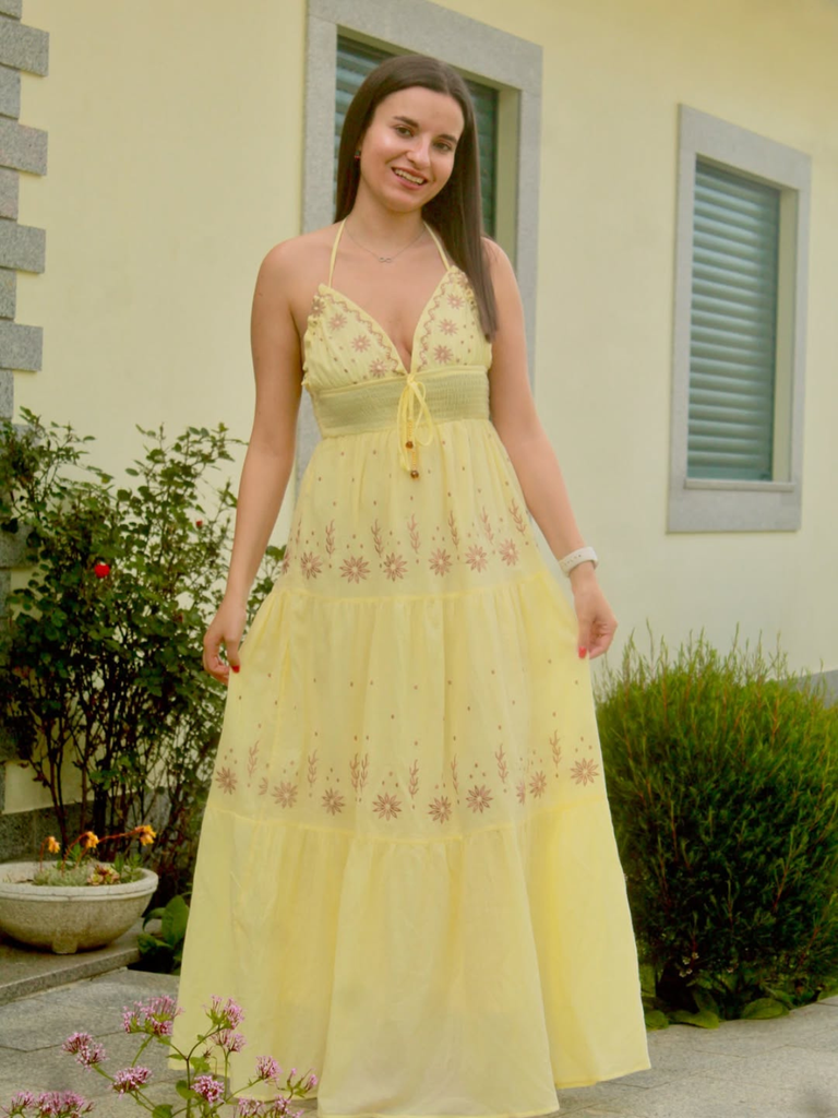 Robe fleurie brodée à col en V abricot des années 1930