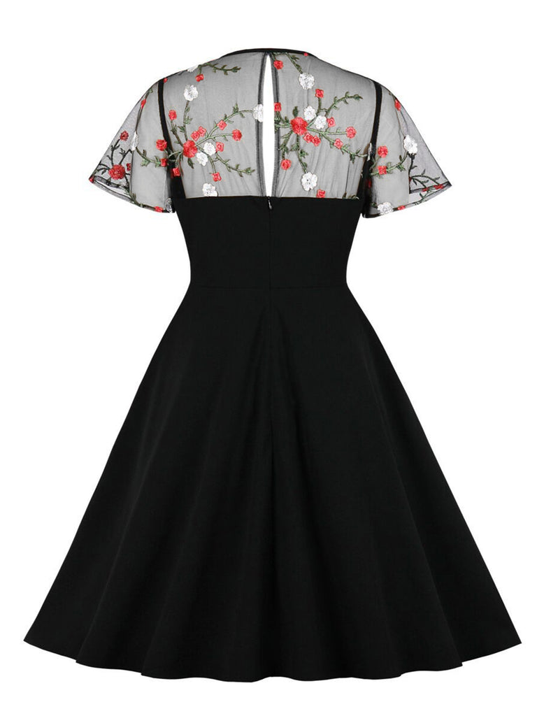 Robe Swing Vintage Années 50 à Fleurs Gaze Noir Pin Up