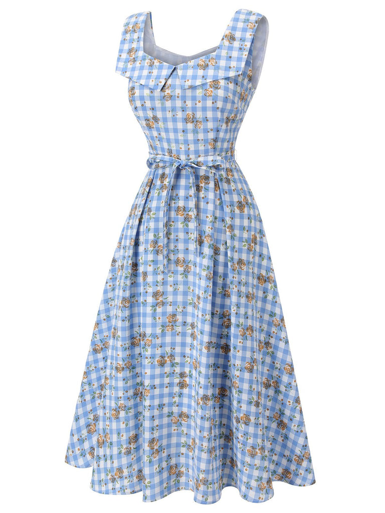 Robe bleue à lacets à carreaux roses des années 1940