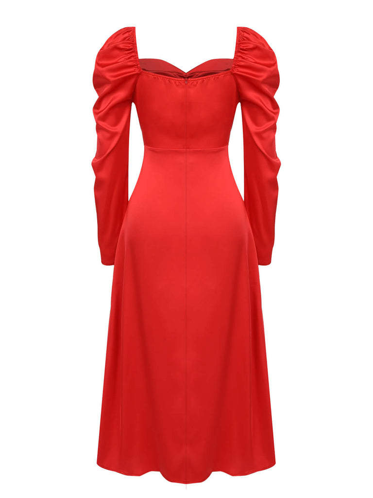 Robe rouge à col en cœur plissée unie des années 1940