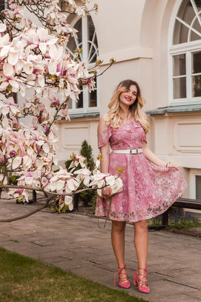 Robe Vintage Année 50 à Volants Dos Nu en Dentelle Soirée Cocktail